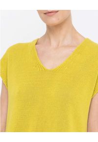 DENI CLER - Żółty sweter z krótkim rękawem. Kolor: żółty. Materiał: bawełna. Długość rękawa: krótki rękaw. Długość: krótkie #2