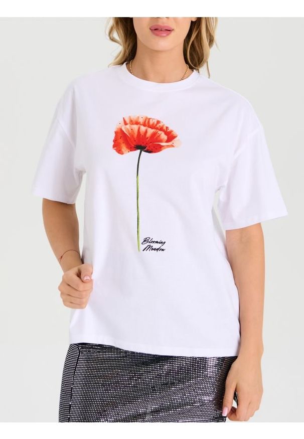 Sinsay - Bawełniana koszulka z nadrukiem - biały. Kolor: biały. Materiał: bawełna. Wzór: nadruk