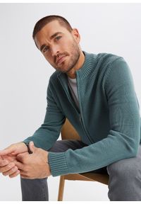bonprix - Bawełniany kardigan z cienkiej dzianiny. Kolor: zielony. Materiał: dzianina, bawełna. Długość: długie #1