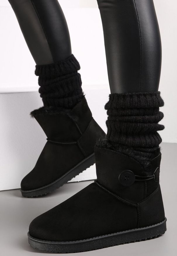 Born2be - Czarne Śniegowce na Grubej Podeszwie Cidi. Okazja: na spacer. Wysokość cholewki: za kostkę. Nosek buta: okrągły. Kolor: czarny. Materiał: futro. Szerokość cholewki: normalna. Sezon: zima, jesień