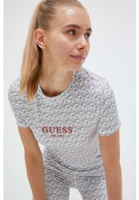 Guess t-shirt damski kolor zielony. Kolor: zielony. Materiał: skóra. Styl: klasyczny