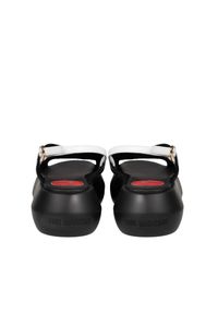 Love Moschino Sandały | JA16257I0IIX6 | Kobieta | Czarny, Biały. Okazja: na co dzień, na spacer. Zapięcie: pasek. Kolor: czarny, biały, wielokolorowy. Materiał: skóra. Wzór: nadruk. Styl: casual, elegancki #4