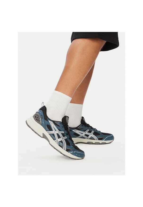 Sneakersy Asics. Kolor: czarny