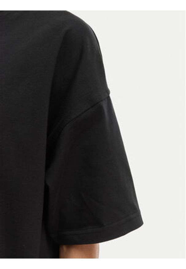 Calvin Klein Jeans Sukienka codzienna LV047F228G Czarny Oversize. Okazja: na co dzień. Kolor: czarny. Materiał: bawełna. Typ sukienki: proste, oversize. Styl: casual