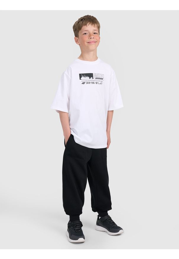 4f - 4F T-shirt oversize z nadrukiem chłopięcy - biały 146 (10-11 lat). Okazja: na co dzień. Kolor: biały. Materiał: jersey, bawełna, tkanina, materiał. Wzór: nadruk. Sezon: lato. Styl: sportowy, klasyczny, casual