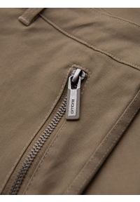 Ombre Clothing - Spodnie męskie cargo STRAIGHT LEG z kieszeniami zapinanymi na zamek – khaki V3 OM-PACG-0204 - XXL. Kolor: brązowy. Materiał: bawełna, materiał, elastan. Styl: elegancki
