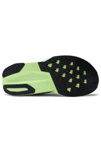 Buty damskie New Balance FuelCell Rebel v5 WFCXLZ5 – zielone. Kolor: zielony. Materiał: guma, materiał, syntetyk. Szerokość cholewki: normalna. Wzór: geometria. Sport: bieganie, fitness #6