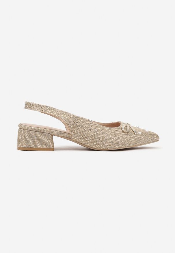 Renee - Beżowe Czółenka na Słupku Typu Slingback Ozdobione Kokardą i Perełkami Calretis. Okazja: na co dzień, na spacer. Kolor: beżowy. Materiał: jeans. Wzór: aplikacja. Obcas: na słupku. Styl: klasyczny, elegancki, casual. Wysokość obcasa: niski