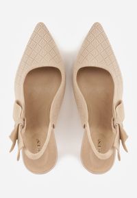 Born2be - Ciemnobeżowe Dzianinowe Szpilki VICES z Odkrytą Piętą i Wkładką z Efektem Poduszki Zdobione Kokardą Onosea. Okazja: na co dzień. Zapięcie: pasek. Kolor: beżowy. Materiał: dzianina. Wzór: aplikacja. Obcas: na szpilce. Styl: casual, klasyczny #9