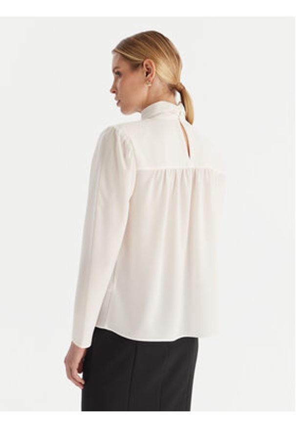 ACCESS FASHION Bluzka 54-2063-171 Biały Regular Fit. Kolor: biały. Materiał: syntetyk