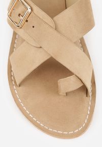 Born2be - Beżowe Sandały Typu Japonki VICES Ozdobione Klamrą Nanrunia. Okazja: na co dzień. Zapięcie: klamry. Kolor: beżowy. Materiał: koronka. Wzór: aplikacja. Styl: klasyczny, wakacyjny, casual #8