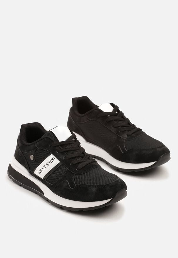 Born2be - Czarne Buty Sportowe z Przeszyciami i Ozdobnym Paskiem z Napisem Seriven. Zapięcie: pasek. Kolor: czarny. Materiał: jeans. Wzór: napisy