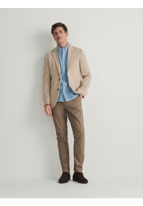 Reserved - Marynarka slim fit w kratę - beżowy. Kolor: beżowy. Materiał: wełna, tkanina