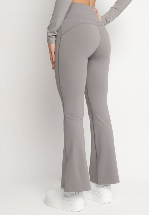 Born2be - Ciemnoszare Legginsy o Kroju Dzwonów z Wysokim Stanem Koritea. Okazja: na co dzień. Stan: podwyższony. Kolor: szary. Styl: klasyczny, casual