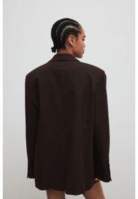 Marsala - Marynarka typu oversize z lnem w kolorze INTENSE BROWN - HARLEY-S/M. Materiał: len. Długość rękawa: długi rękaw. Długość: długie. Styl: sportowy, elegancki