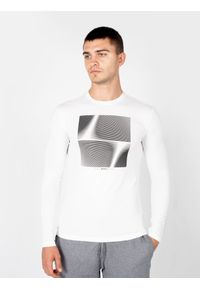 Antony Morato Longsleeve | MMKL00311-FA120001 | Mężczyzna | Biały. Okazja: na co dzień. Kolor: biały. Materiał: bawełna, elastan. Długość rękawa: długi rękaw. Wzór: nadruk. Styl: klasyczny, casual, elegancki