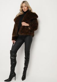 Born2be - Brązowa Kurtka Futerko w Panterkę z Wsuwanymi Kieszeniami Nelaella. Okazja: na co dzień. Kolor: brązowy. Materiał: futro. Wzór: motyw zwierzęcy. Styl: casual, elegancki #7