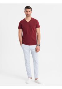 Ombre Clothing - Bawełniana klasyczna męska koszulka z dekoltem w serek BASIC – bordowa V10 - Rozmiar: XL. Typ kołnierza: dekolt w serek. Kolor: czerwony. Materiał: bawełna. Styl: klasyczny #8