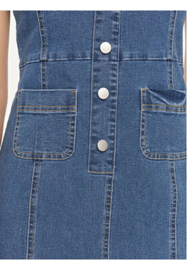 Vero Moda Sukienka jeansowa Saila 10310393 Niebieski Regular Fit. Kolor: niebieski. Materiał: bawełna