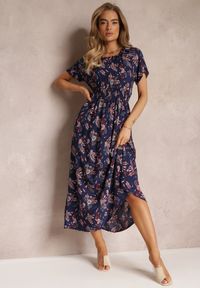 Renee - Granatowa Wiskozowa Sukienka Maxi w Kwiaty Gumką w Pasie Shyle. Kolor: niebieski. Materiał: wiskoza. Długość rękawa: krótki rękaw. Wzór: kwiaty. Sezon: wiosna, lato. Długość: maxi #1