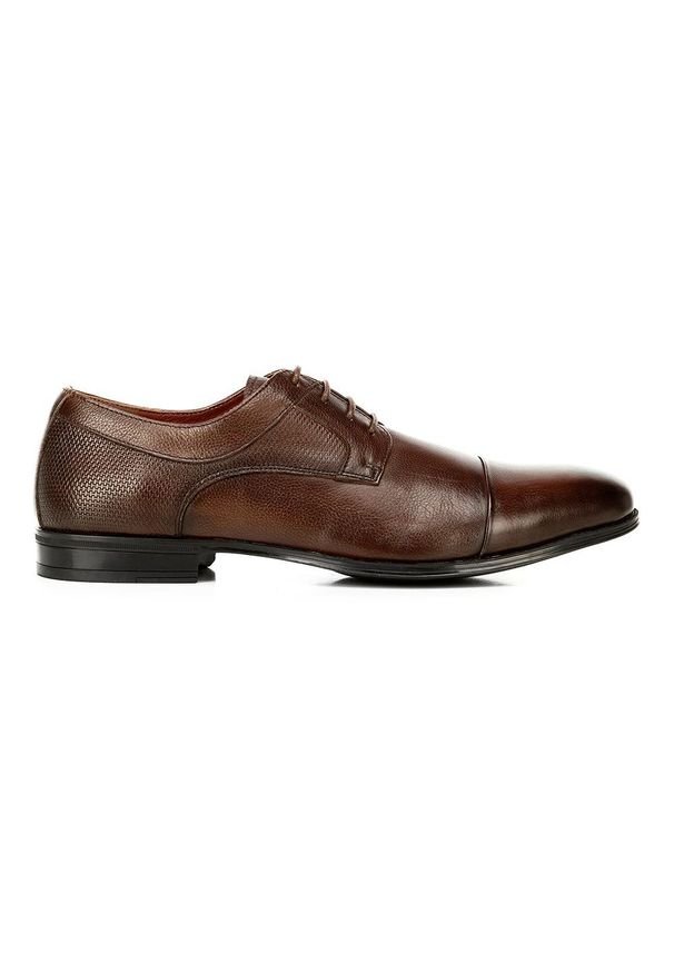 Wittchen - Buty do garnituru z tłoczonej skóry. Okazja: na wesele, na ślub cywilny, na co dzień. Kolor: brązowy. Materiał: skóra. Styl: klasyczny, elegancki, casual