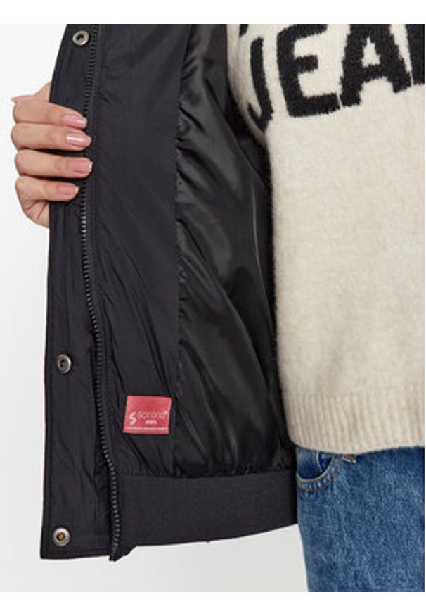 Pepe Jeans Kurtka zimowa Morgan PL402273 Czarny Regular Fit. Kolor: czarny. Materiał: syntetyk. Sezon: zima