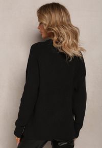 Renee - Czarny Dzianinowy Sweter z Okrągłym Dekoltem Aissorne. Kolor: czarny. Materiał: dzianina. Sezon: zima #5