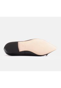 Marco Shoes Baleriny skórzane z ozdobnymi frędzlami czarne. Kolor: czarny. Materiał: skóra #9