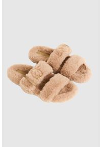 Valentino by Mario Valentino - VALENTINO Beżowe klapki damskie z syntetycznego futerka, Rozmiar 40. Kolor: beżowy. Materiał: syntetyk, futro #1