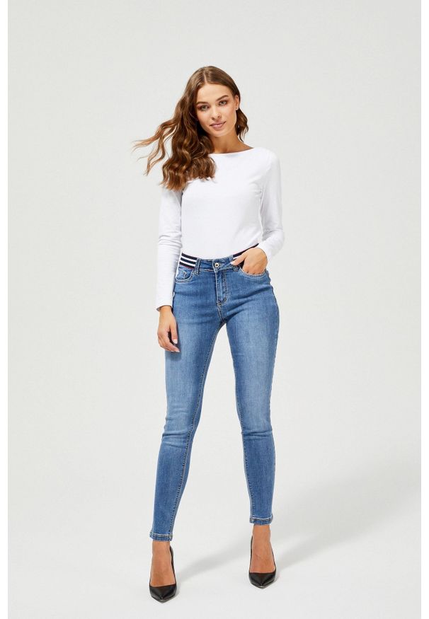 MOODO - Jeansy skinny. Materiał: jeans. Długość: długie. Wzór: gładki