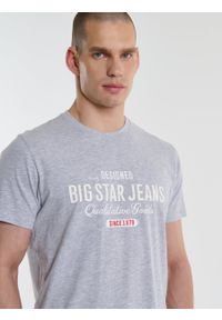 Big-Star - Koszulka męska bawełniana z nadrukiem szara Messeret 901. Okazja: na co dzień. Kolor: szary. Materiał: bawełna. Wzór: nadruk. Styl: casual