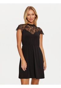 Vero Moda Sukienka koktajlowa Milla 10319974 Czarny Standard Fit. Kolor: czarny. Materiał: syntetyk. Styl: wizytowy #1