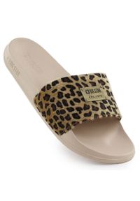 Big-Star - Klapki damskie w panterkę plażowe basenowe beżowe SS274715. Okazja: na plażę. Kolor: beżowy. Materiał: tkanina. Wzór: motyw zwierzęcy. Styl: casual #1