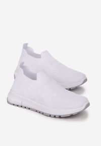 Born2be - Białe Buty Sportowe Auronia. Nosek buta: okrągły. Zapięcie: bez zapięcia. Kolor: biały. Materiał: jeans, materiał. Obcas: na płaskiej podeszwie