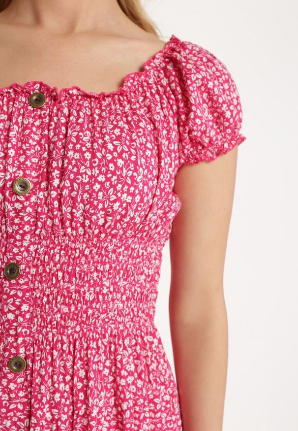 Born2be - Fuksjowa Bawełniana Sukienka w Drobne Kwiaty z Gumkami w Talii Fielita. Kolor: różowy. Materiał: bawełna. Długość rękawa: krótki rękaw. Wzór: kwiaty. Sezon: lato. Styl: elegancki