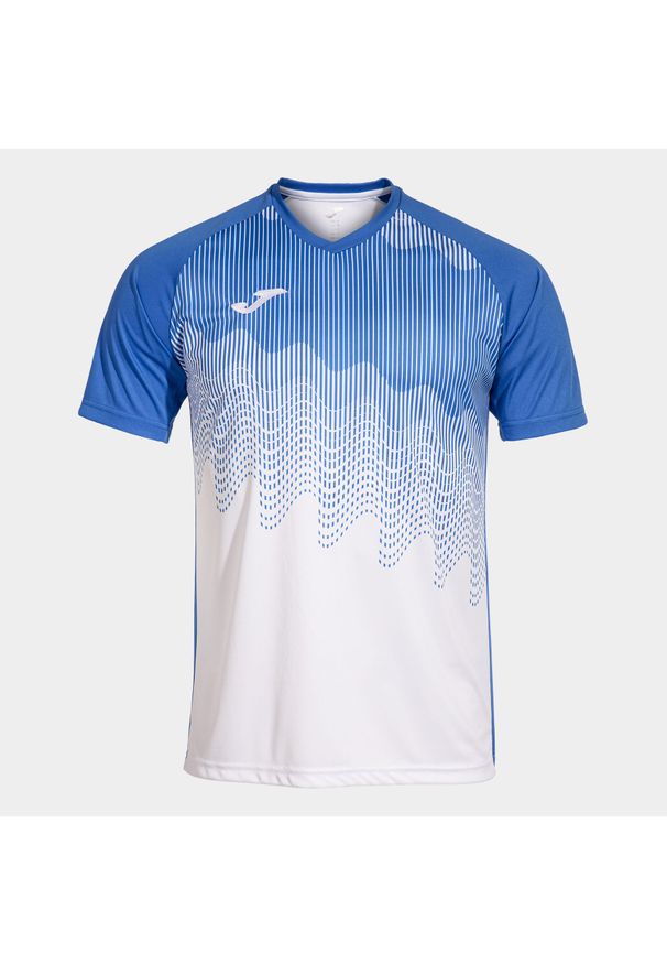 Koszulka dziecięca z dekoltem w serek Joma Tiger VI. Typ kołnierza: dekolt w serek. Kolor: wielokolorowy, niebieski, biały. Materiał: materiał. Sport: piłka nożna