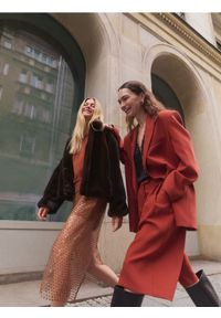 Reserved - Szorty z kantem - miedziany. Kolor: brązowy. Materiał: tkanina, wiskoza. Wzór: gładki #1