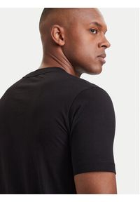 Karl Lagerfeld - KARL LAGERFELD T-Shirt 755063 564242 Czarny Regular Fit. Typ kołnierza: dekolt w karo. Kolor: czarny. Materiał: bawełna #5