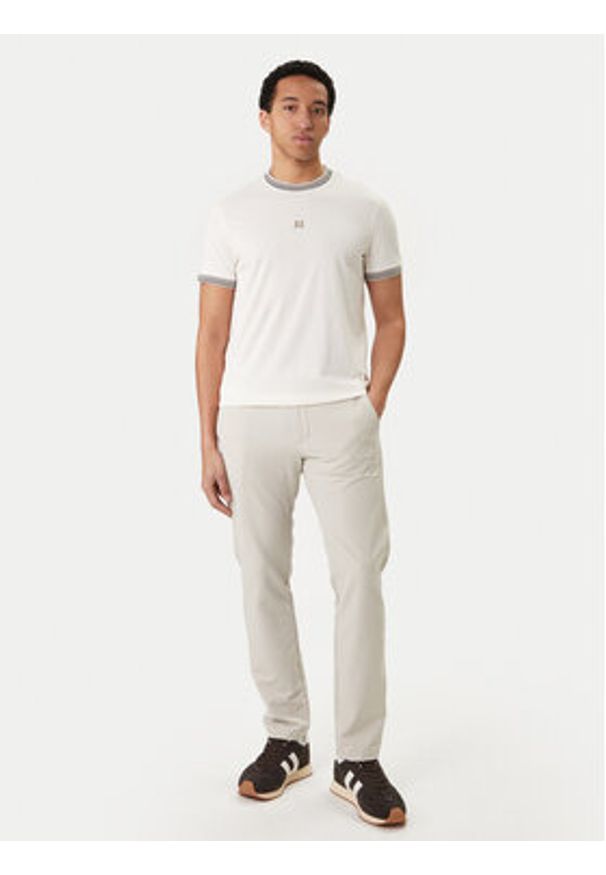 Armani Exchange T-Shirt XM002451 AF10356 U1074 Beżowy Regular Fit. Kolor: beżowy. Materiał: bawełna