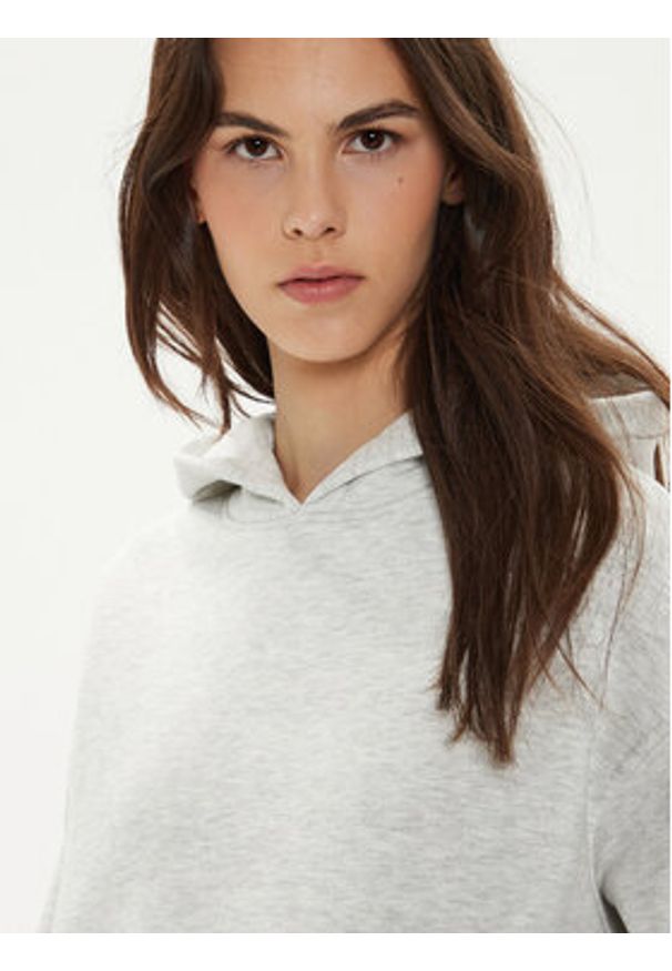 Gina Tricot Bluza 21735 Szary Oversize. Kolor: szary. Materiał: syntetyk, bawełna