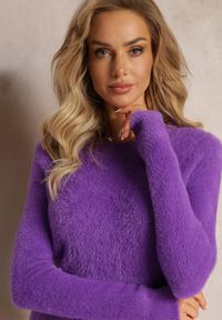 Renee - Fioletowy Puchaty Sweter Wełniany Ourlla. Kolor: fioletowy. Materiał: wełna. Styl: klasyczny #5