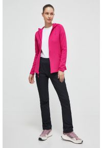 Jack Wolfskin bluza sportowa Baiselberg kolor różowy z kapturem gładka. Typ kołnierza: kaptur. Kolor: różowy. Materiał: polar, materiał. Długość rękawa: raglanowy rękaw. Wzór: gładki. Styl: sportowy