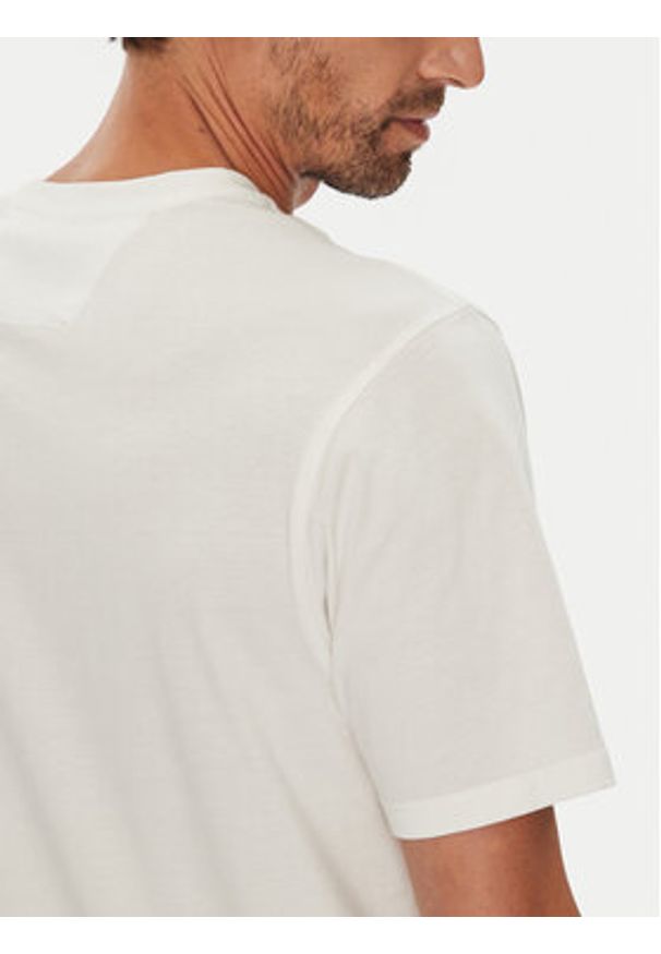 C.P. Company T-Shirt RCCMTS723A005100W Écru Regular Fit. Materiał: bawełna