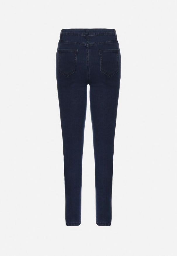Born2be - Granatowe Jeansy o Fasonie Slim z Regularnym Stanem Zelzedis. Okazja: na co dzień. Kolor: niebieski. Długość: do kostek. Sezon: jesień. Styl: elegancki, casual