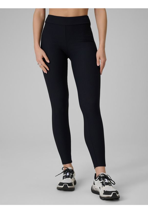 4f - 4F Legginsy dzianinowe prążkowane damskie - czarne XS. Okazja: na co dzień. Stan: podwyższony. Kolor: czarny. Materiał: prążkowany, dzianina. Długość: długie. Wzór: gładki. Styl: casual