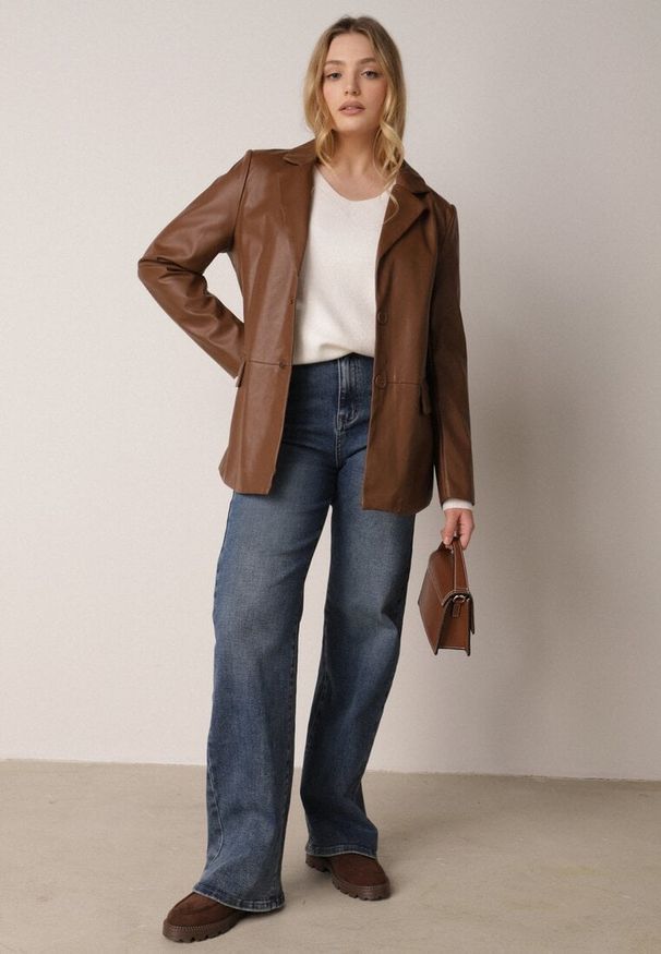 Born2be - Niebieskie Szerokie Jeansy z Bawełną i Domieszką Wiskozy z Wysokim Stanem Crianise. Okazja: na co dzień. Stan: podwyższony. Kolekcja: plus size. Kolor: niebieski. Styl: klasyczny, casual