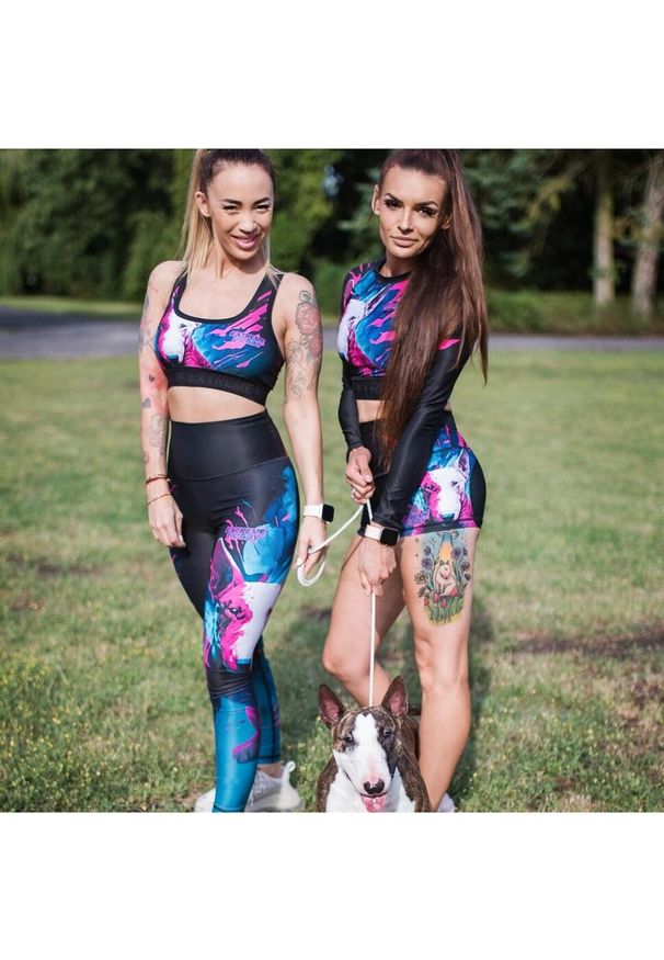Spdenki sportowe damskie do jogi fitnessu EXTREME HOBBY VIVID BULLTERRIER. Kolor: czarny. Materiał: poliester, elastan. Długość: krótkie. Sport: joga i pilates, fitness