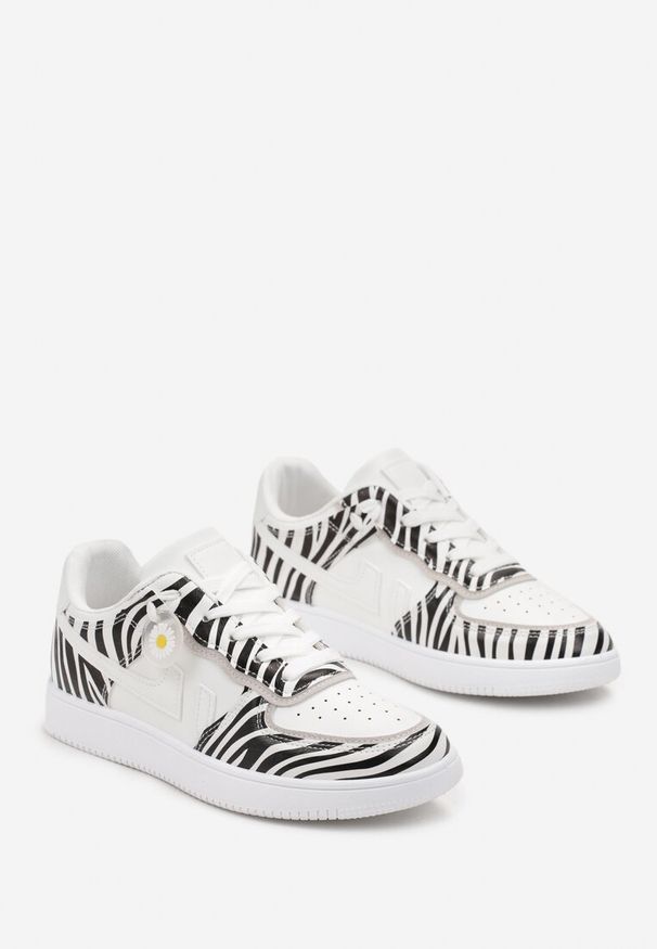 Renee - Biało-Czarne Sneakersy przed Kostkę z Sznurowaniem Eleuteria. Okazja: na co dzień. Wysokość cholewki: przed kostkę. Kolor: biały