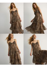Reserved - Sukienka midi ze zwierzęcym nadrukiem - wielobarwny. Materiał: tkanina. Wzór: motyw zwierzęcy, nadruk. Długość: midi