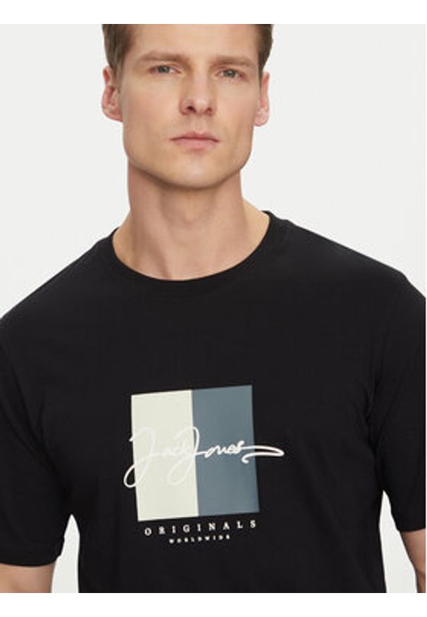 Jack & Jones - Jack&Jones T-Shirt Frederiksberg 12278266 Czarny Regular Fit. Kolor: czarny. Materiał: bawełna